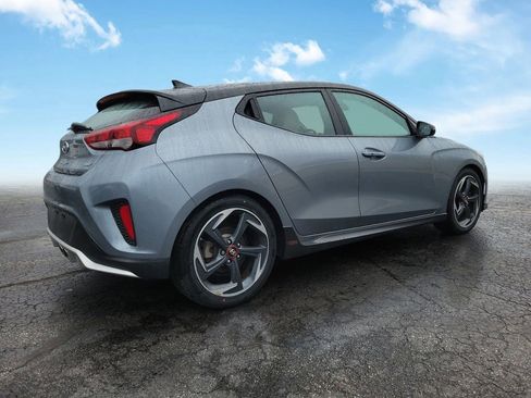 Used 2019 Hyundai Veloster Turbo Ultimate image 4