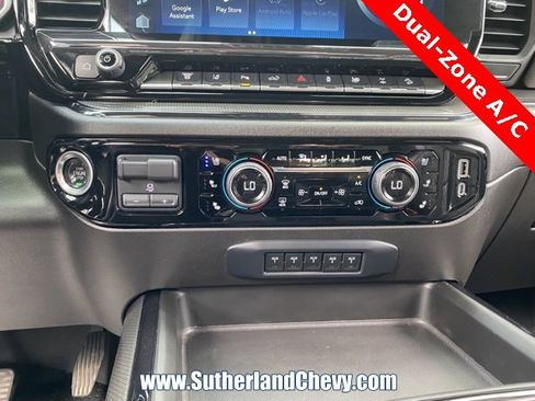 Certified 2025 Chevrolet Silverado 2500 ZR2 w/ Technology Package image 44