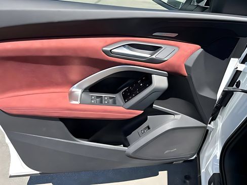 New 2026 Audi SQ5 Prestige AWD/4WD image 23