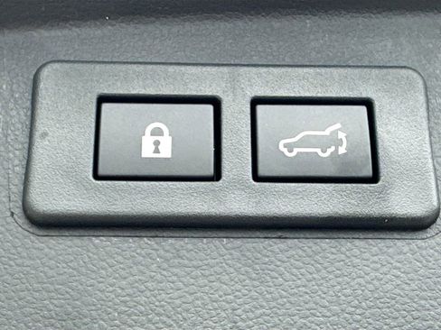 Used 2024 Subaru Outback Touring w/ Popular Package #2 AWD/4WD image 34