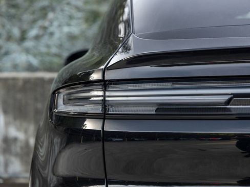 Certified 2025 Porsche Cayenne GTS image 20