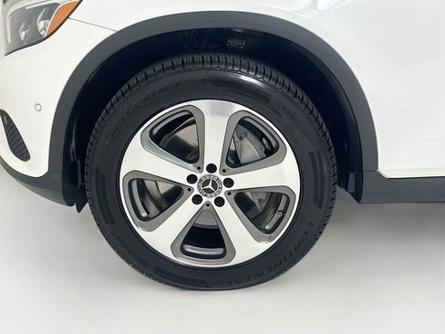 Used 2019 Mercedes-Benz GLC 300 4MATIC image 31