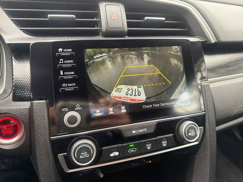 Used 2021 Honda Civic Sport image 32