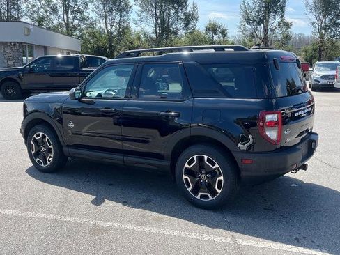 Certified 2023 Ford Bronco Sport Outer Banks w/ Tech Package AWD/4WD image 4