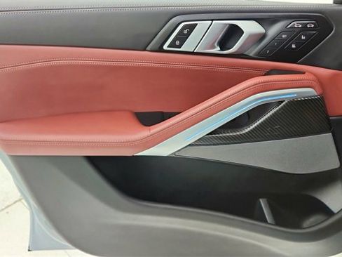 Used 2025 BMW X6 M60i image 35