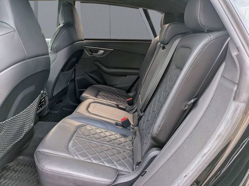 Used 2023 Audi SQ8 Prestige AWD/4WD image 13