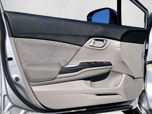 Used 2015 Honda Civic LX image 17