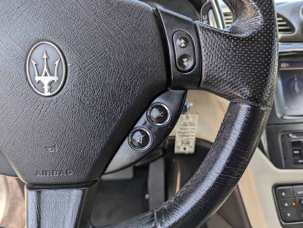 Used 2013 Maserati GranTurismo Convertible RWD image 17