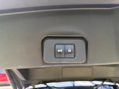 Used 2021 Nissan Rogue SL w/ Premium Package FWD image 9
