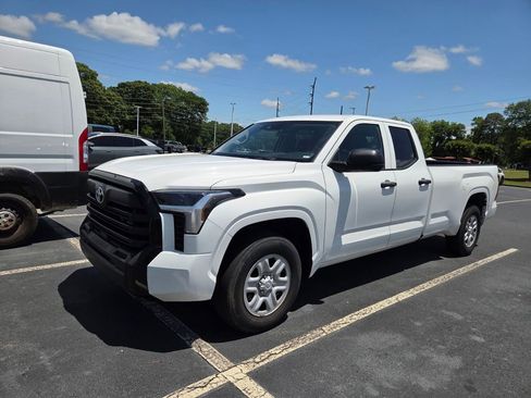Used 2022 Toyota Tundra SR w/ SR Tow Package RWD image 3