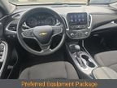 Used 2023 Chevrolet Malibu LT w/ Driver Confidence Package FWD image 4