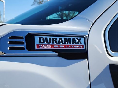 New 2026 GMC Sierra 2500 Denali w/ Denali Reserve Package image 13