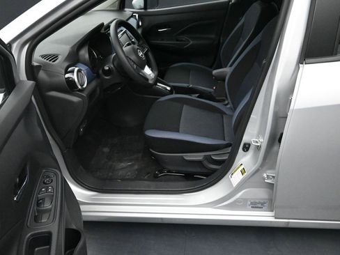 New 2025 Nissan Versa SV w/ Trunk Package FWD image 11
