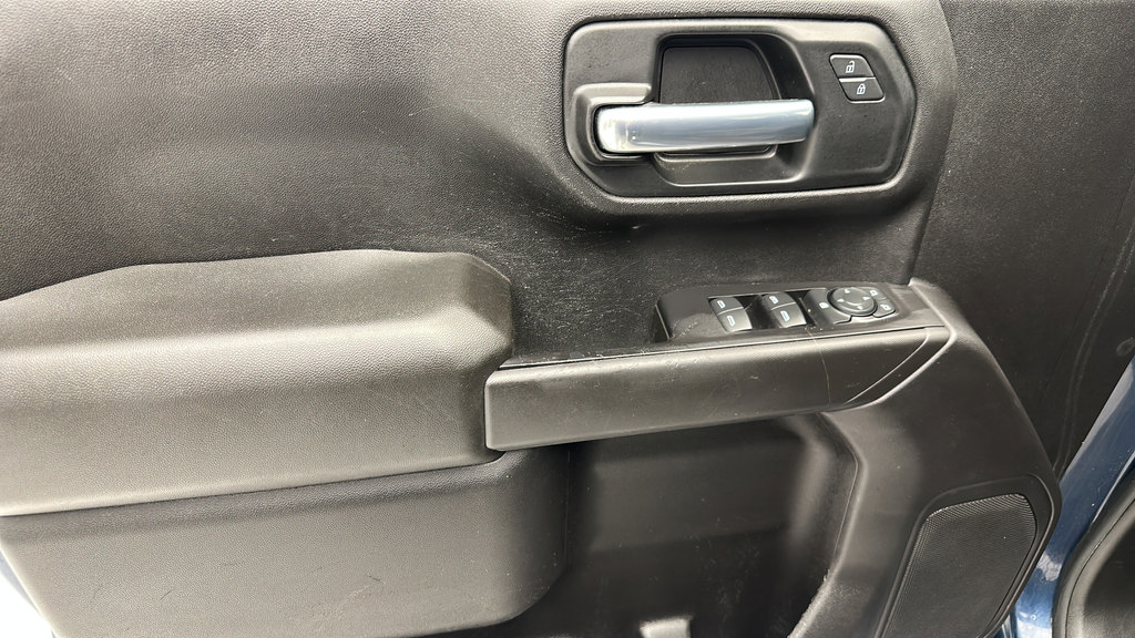 Used 2021 Chevrolet Silverado 1500 Custom AWD/4WD image 14