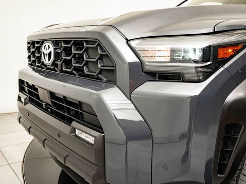 Used 2025 Toyota 4Runner TRD Off-Road Premium w/ Tow Technology Package AWD/4WD image 3