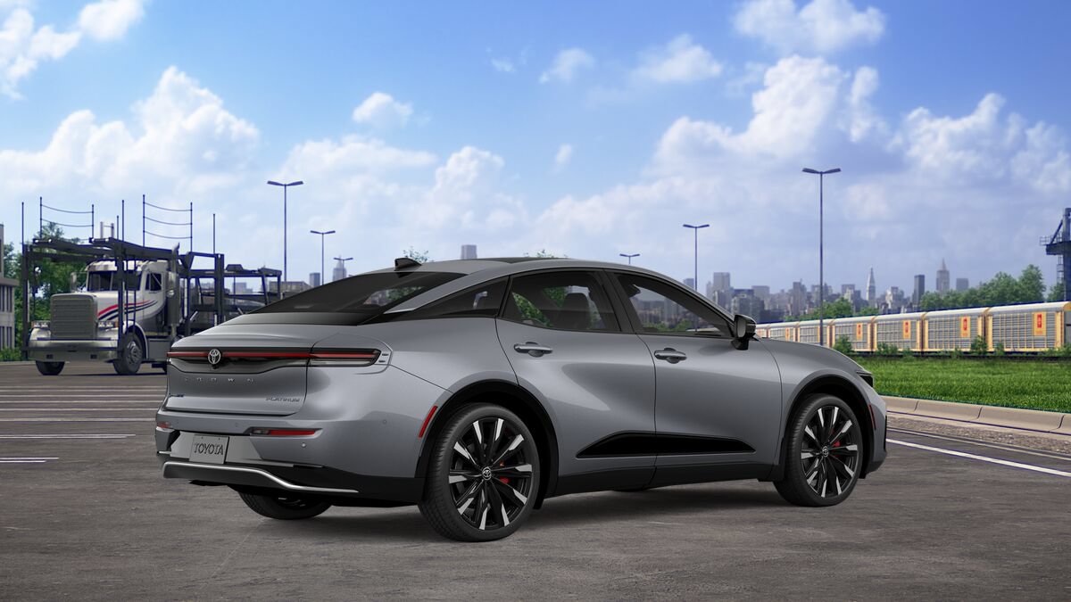 New 2027 Toyota Crown Platinum AWD/4WD image 10