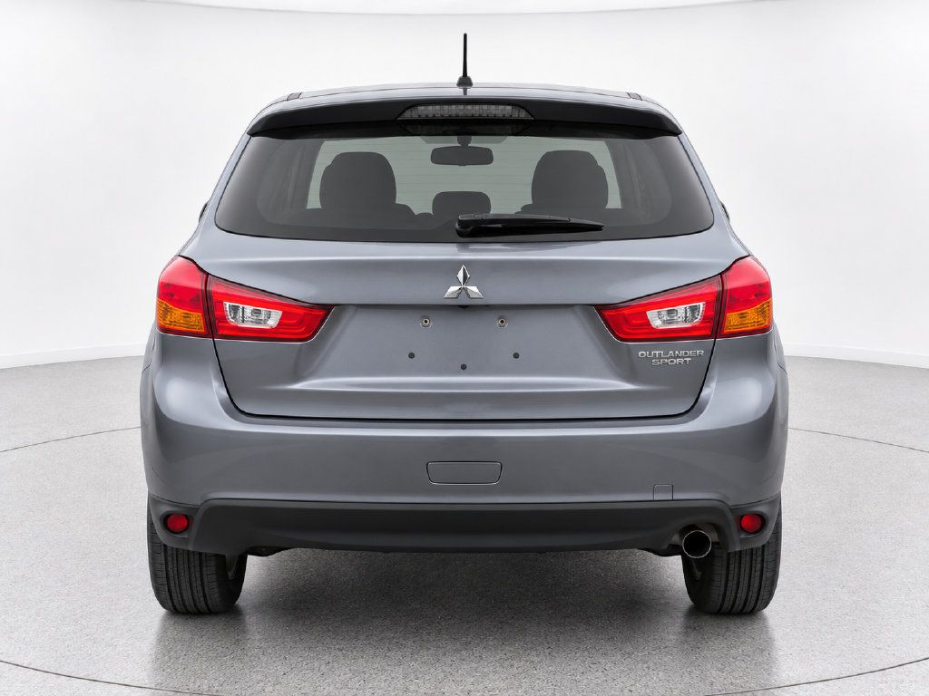 Used 2014 Mitsubishi Outlander Sport ES FWD image 4
