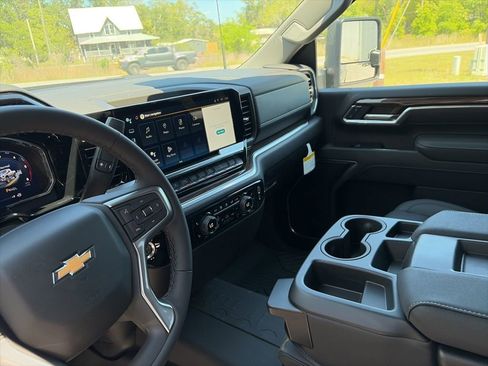 New 2026 Chevrolet Silverado 2500 LT w/ All Star Edition AWD/4WD image 23