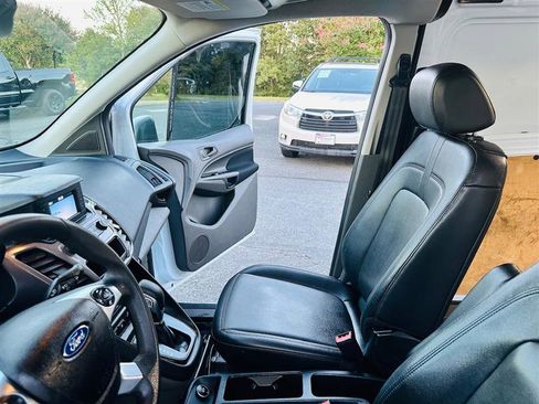 Used 2019 Ford Transit Connect XL image 17
