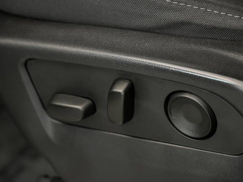 Used 2023 Chevrolet Silverado 1500 RST w/ Z71 Off-Road Package image 14