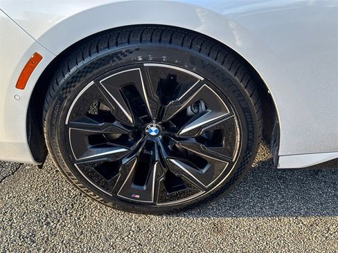 Used 2023 BMW 760i xDrive 760i xDrive image 10