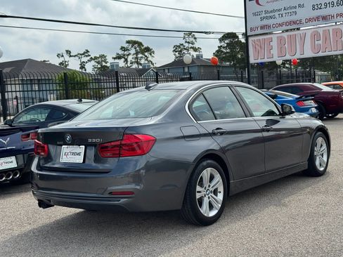 Used 2017 BMW 330i Sedan image 9