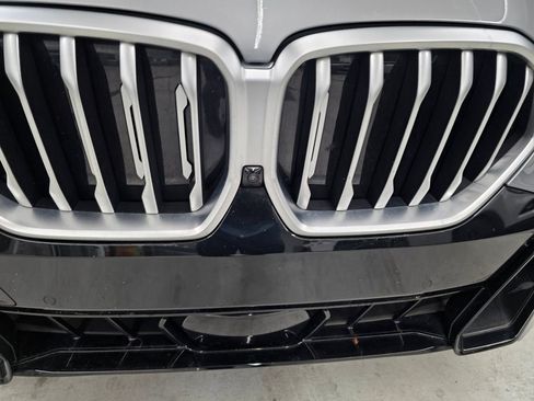 Used 2025 BMW X6 xDrive40i image 9