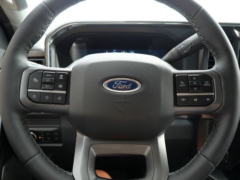 New 2026 Ford F250 Lariat w/ Black Appearance Package AWD/4WD image 23