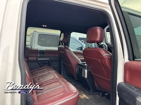 Used 2018 Ford F150 Platinum w/ Equipment Group 701A Luxury AWD/4WD image 5