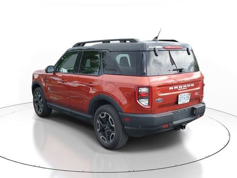Used 2022 Ford Bronco Sport Outer Banks w/ Tech Package AWD/4WD image 4