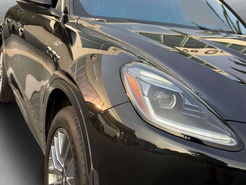 New 2024 Maserati Grecale GT image 32