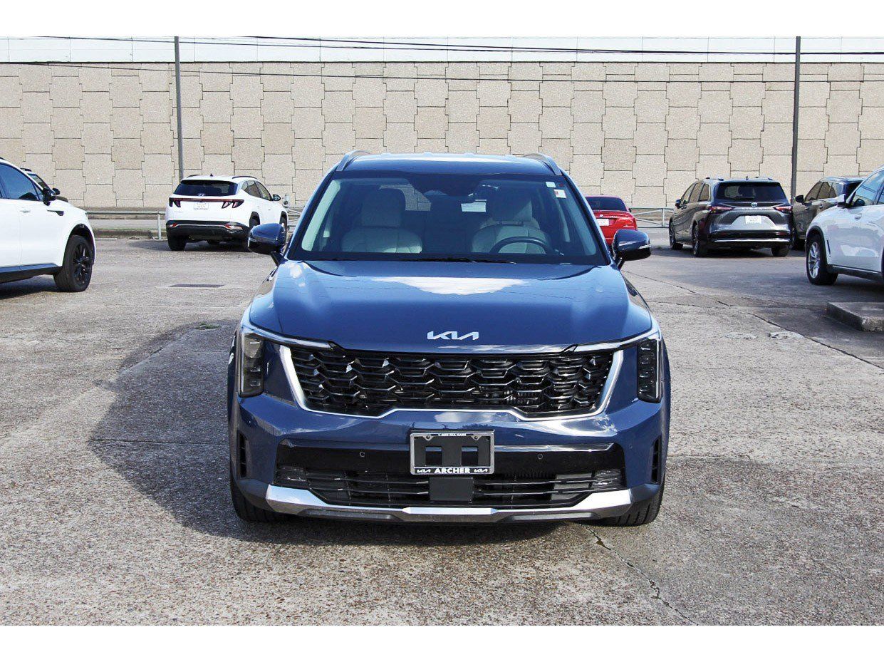 Certified 2026 Kia Sorento EX FWD image 2