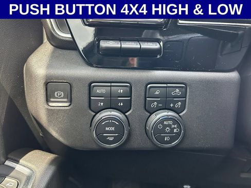 Used 2024 Chevrolet Silverado 2500 LTZ w/ LTZ Convenience Package AWD/4WD image 20