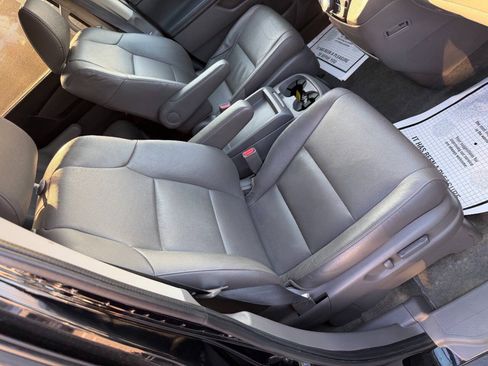 Used 2017 Honda Odyssey EX-L image 31