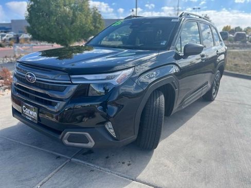 Used 2025 Subaru Forester Limited w/ Popular Package #2 image 3