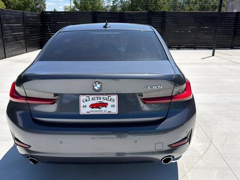 Used 2019 BMW 330i Sedan w/ Convenience Package RWD image 4