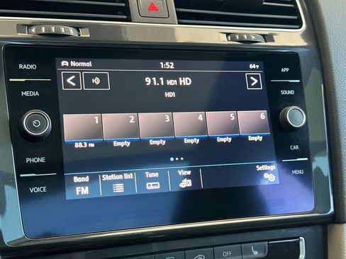 Used 2019 Volkswagen Golf Alltrack SE image 17