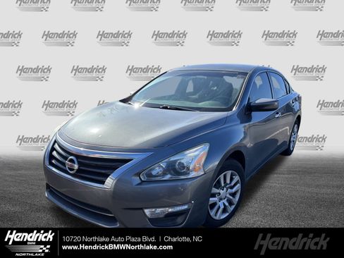 Used 2014 Nissan Altima 2.5 S image 1