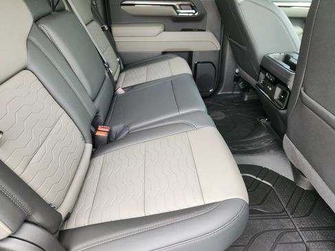 New 2026 Chevrolet Silverado 1500 ZR2 w/ Dark Appearance Package image 34