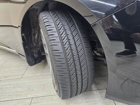 Used 2018 Honda Accord Touring image 41