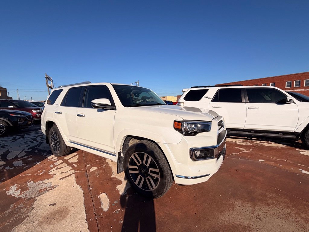 Used 2018 Toyota 4Runner Limited w/ Convenience Package AWD/4WD image 10