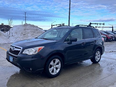 Used 2015 Subaru Forester 2.5i Limited w/ Popular Package #2 image 2