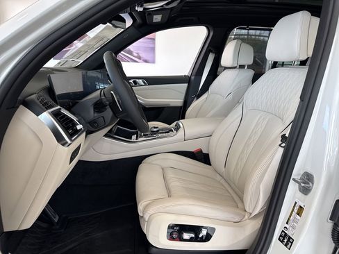 New 2026 BMW X5 M60i image 15