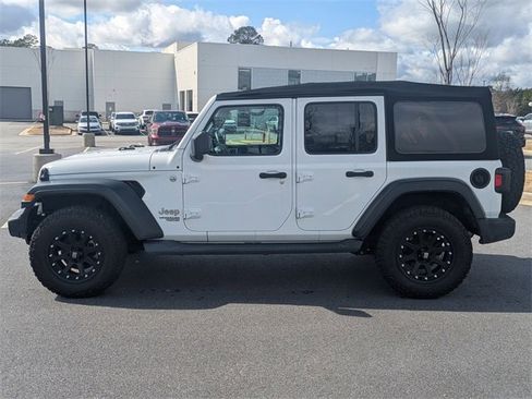 Used 2019 Jeep Wrangler Unlimited Sport S image 7