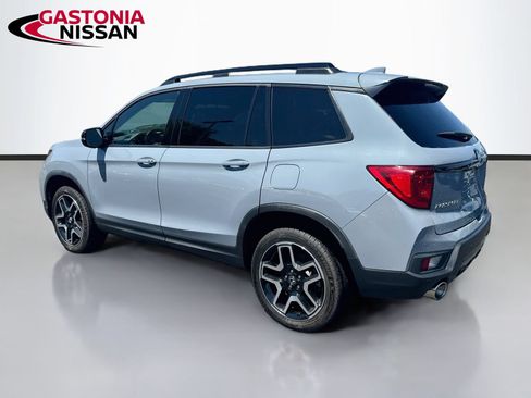 Used 2023 Honda Passport Elite image 6