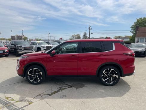 Used 2024 Mitsubishi Outlander SE Black Edition AWD/4WD image 9