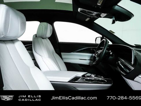 Certified 2024 Cadillac Lyriq Sport RWD image 23