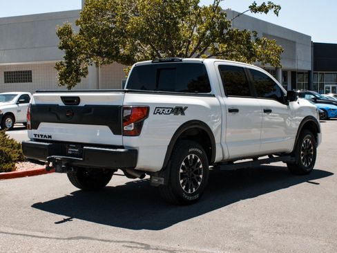 Used 2021 Nissan Titan PRO-4X w/ Pro-4x Convenience Package AWD/4WD image 6