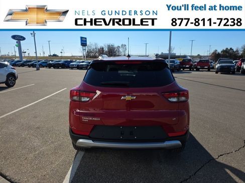 New 2026 Chevrolet TrailBlazer LT w/ Convenience Package AWD/4WD image 6