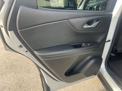 Used 2020 Chevrolet Blazer LT FWD image 30